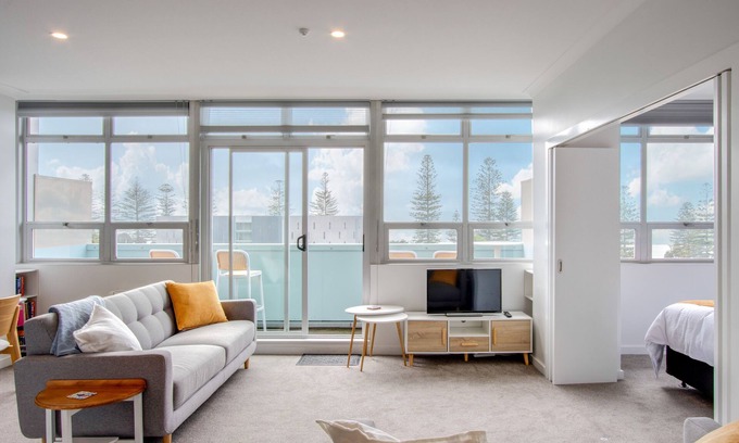 Bluff Hill House | Coastal Crib - Napier Holiday Apartment