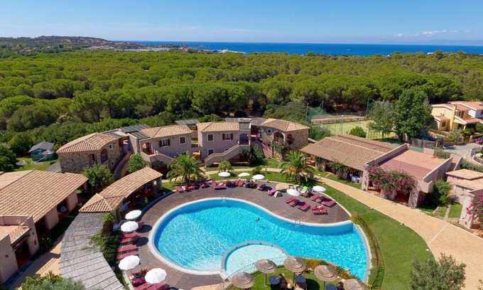 Campulongu Apartment | Coastal Hideaway with Pool
