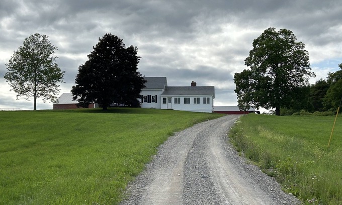 Wiscasset Other | Coastal Maine Cozy Farmhouse for Family Vacations & Wedding Ceremonies