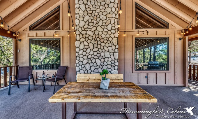 Ruidoso House | Cobblestone Cottage: adventure, serenity, and comfort all in one!