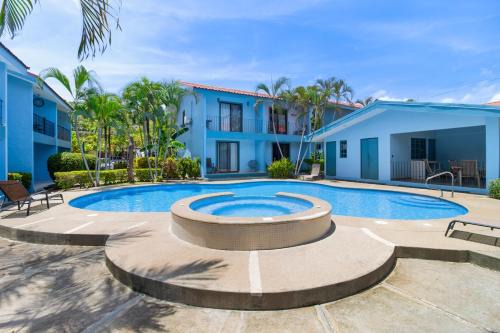 Coco Apartment | Coco - Laguna Azul Poolside Condo