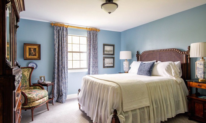 Franklin Condo | "Coco's Chambre", a 2 bedroom condo.walkable to downtown Franklin