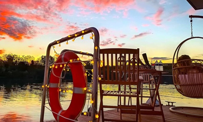 Guernes House | Cocon d'amour sur l'eau avec SAUNA