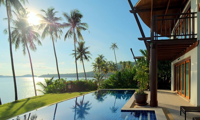 Maprao Island Villa | Coconut Island 5 Bedroom Beachfront Pool