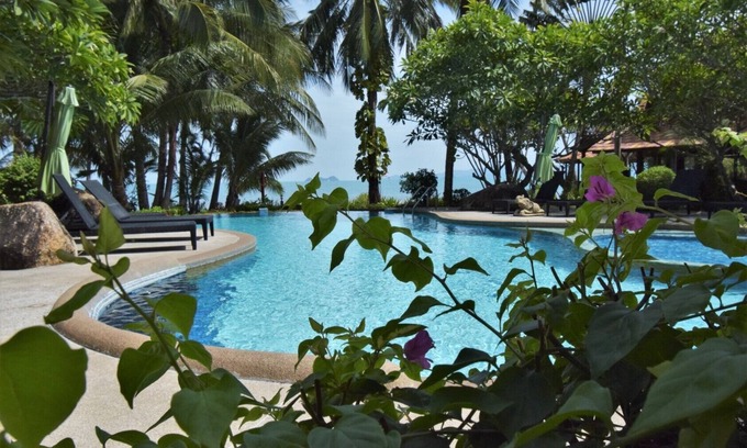 Bang Po Villa | Coconut Tropicana Villa T5 – 2/3 Bedroom Villa – Beach side