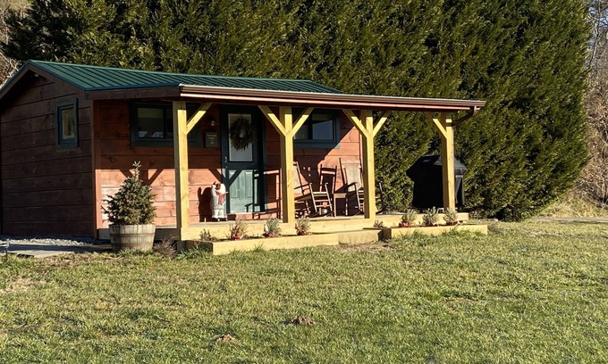 Waynesville Cabin | Cold Mountain View Cabin