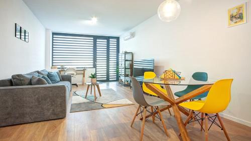 Studentski Grad Apartment | College Flat - Wi-Fi with 600 Mbit speed