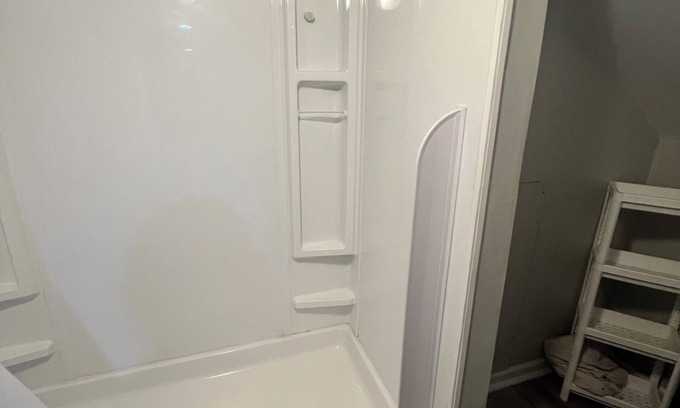 Collierville House | Collierville Cutie! Charming 3-bedroom/3 bath house, sleeps up to 9, spacious