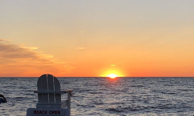 North East Hotel | Colonial Motel