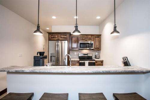 Columbia Falls House | Columbia Crest 301