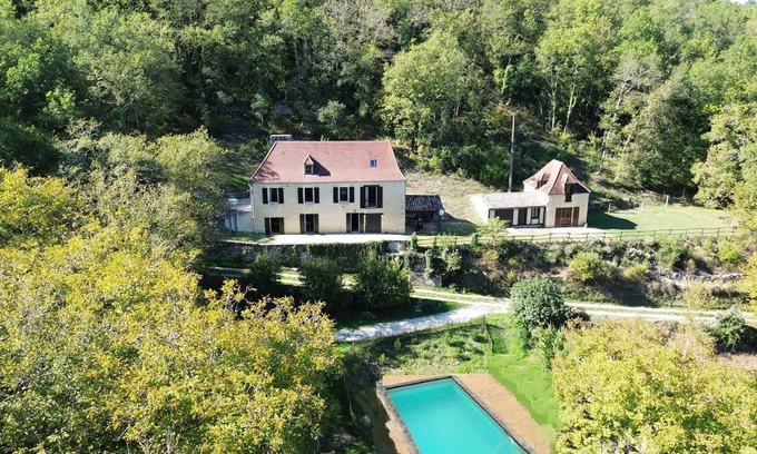 Cenac-et-Saint-Julien House | COMBE DE LA DAME - Charming, fully renovated stone house - private pool & garden