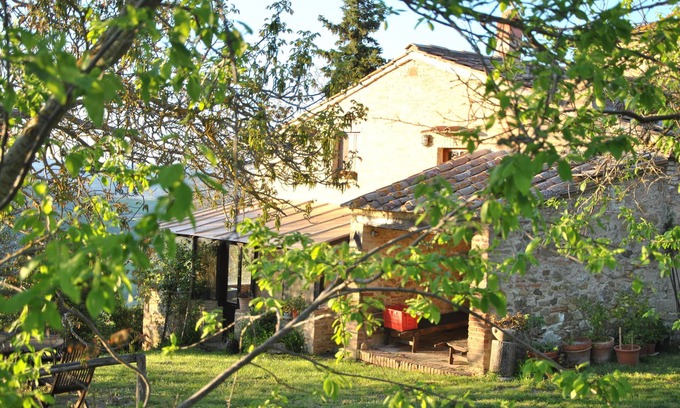 Radicondoli House | Come and enjoy the authentic Tuscan country life in stunning settings