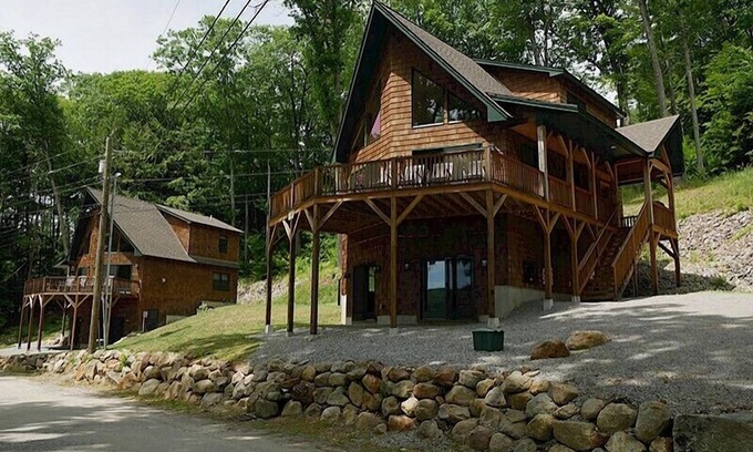 Weare Resort | Come stay at our four season resort!