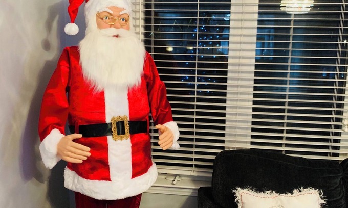 Helen House | Come visit Santa at “Regal On The River” with Hot Tub in Downtown Helen 🎄