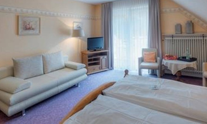 Bad Bertrich Apartment | Comfort Double Room Shower / WC - Hotel Am Schwanenweiher