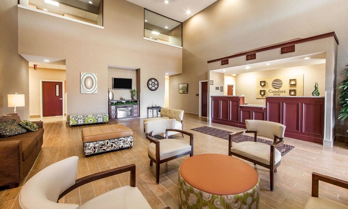 Nicholasville Hotel | Comfort Inn Lexington South