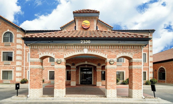 Soncy Hotel | Comfort Inn & Suites Amarillo West near Medical Center