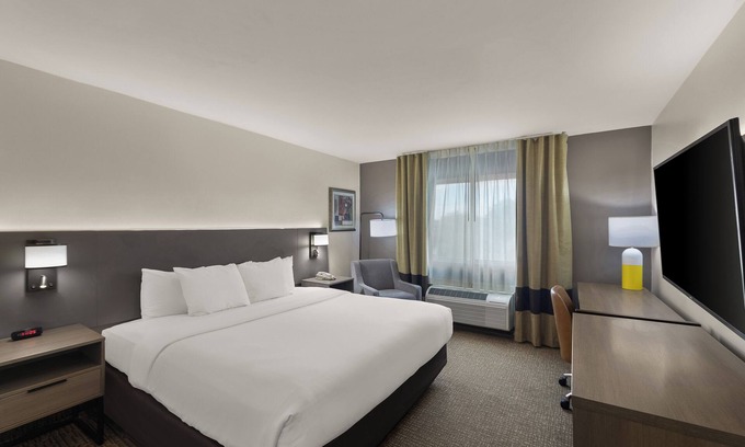 St. Johns Hotel | Comfort Inn & Suites Austin North Loop