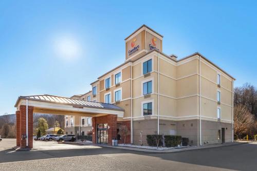 Lookout Valley Neighborhood Association Hotel | Comfort Inn & Suites Chattanooga West - Lookout Mountain