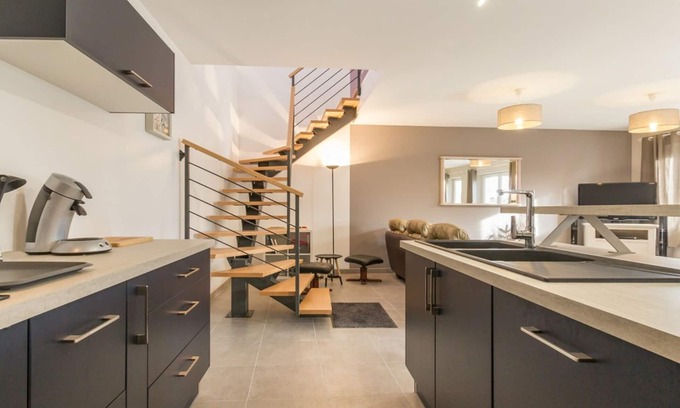 Saint-Vaast-la-Hougue Cottage | Comfortable house with balcony and garden in Saint-Vaast-la-Hougue