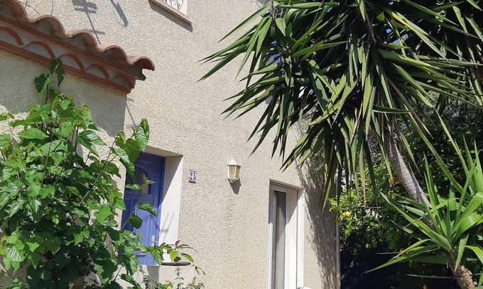 Alenya Villa | Comfortable 3-bedroom villa in quiet residential area 5 minutes from the beach