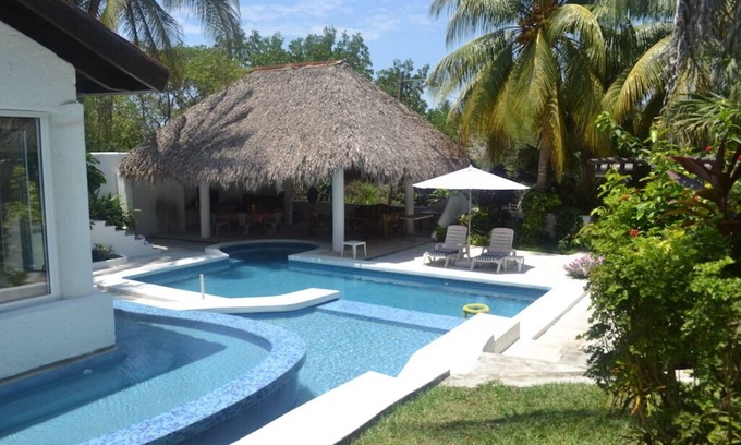 Puerto Quetzal House | Comfortable 4-Bdrm Villa,Gated,Beach,Pool,A/C, Billiard/Ping Pong, Warm Weather!