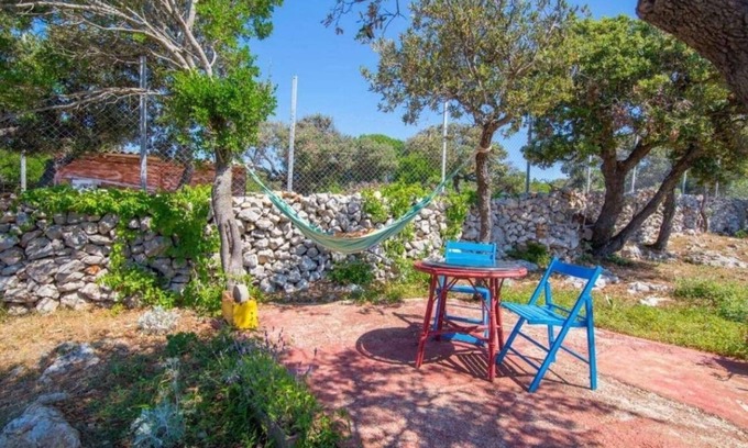Veli Losinj Apartment | Comfortable and spacious apartment with balcony and sea view Bonić, Lošinj (A-23056-d)