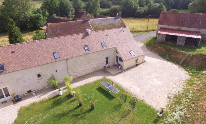 Le Cercueil Cottage | Comfortable countryside house, pets welcome, perfect for families