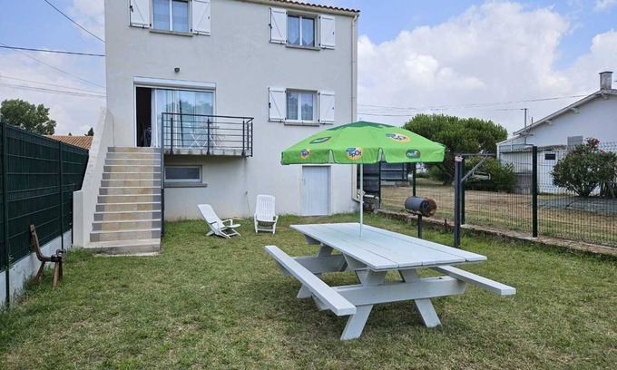 LʼAiguillon-sur-Mer House | Comfortable villa 8 ppl L'Aiguillon-sur-Mer