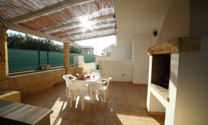 Torre Mozza Apartment | Comfortable mini studio 2 places with garden 100 from the beach and the center