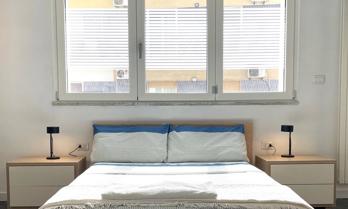 Municipio 2 Apartment | COMFORTABLE ROOMS, MODERN APARTMENT A FEW MINUTES FROM THE HISTORIC CENTER