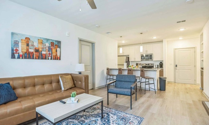 Clemson Apartment | Comfortable Stay with Pool + 5 Min to CU