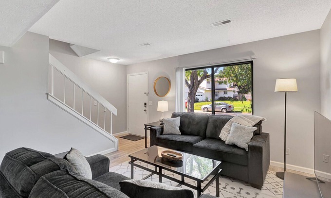 Champaign Apartment | Comfortable Townhome in Southwest Champaign