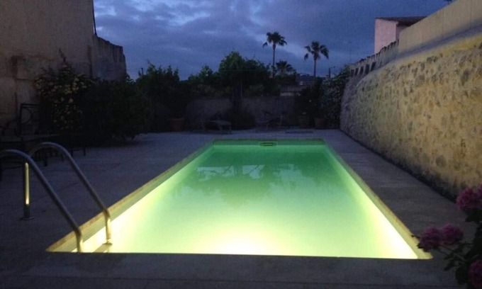 Porreres House | Comfortable village house with lots of atmosphere and private pool