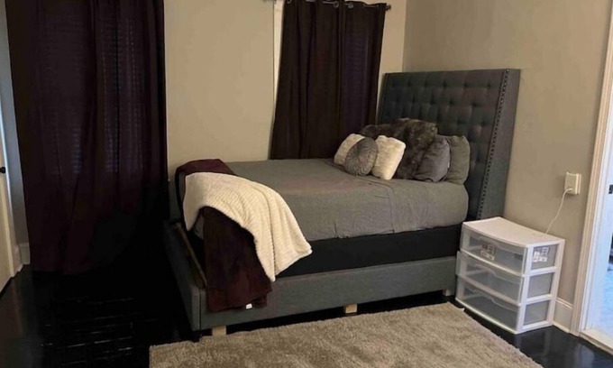 Paw Creek House | Comfy Charlotte Ranch Home Near Uptown