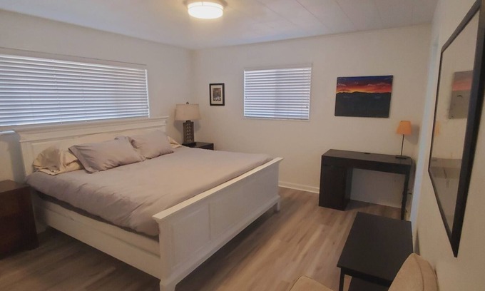 Hood River Apartment | Comfy King bed, 1 bed MIL with fenced yard and private entrance, Dog friendly