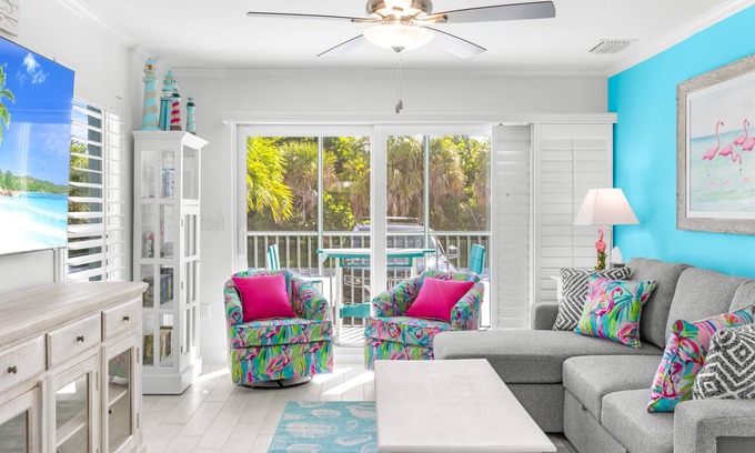 Sanibel Condo | Coming soon brand new condos on the West end of Sanibel! Deeded beach access !