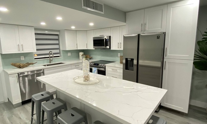 Key Largo House | Completely Remodeled 3/3 in the heart of Key Largo (Oceanside)