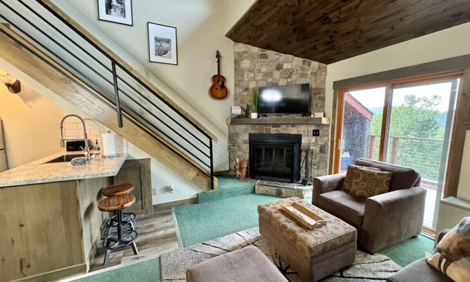 Lutsen Condo | Condo at Lutsen Mtn Ski in Ski out Hike Bike Ski Swim etc