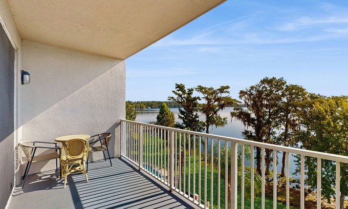 Florida Central Atlantic Coast Condo | Condo near Disney attractions, water view, gym, W/D, AC and wifi