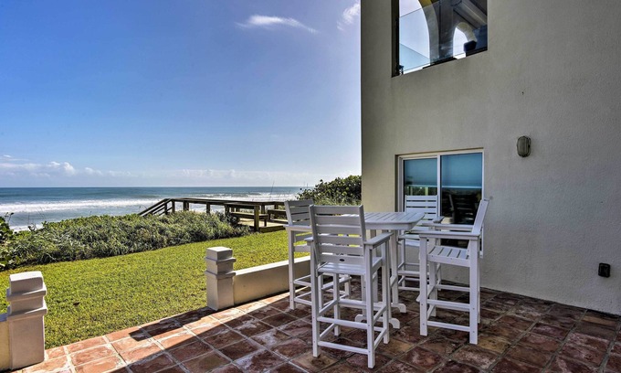 Indialantic Condo | Condo w/ Patio 3 Mi to Indialantic Boardwalk!