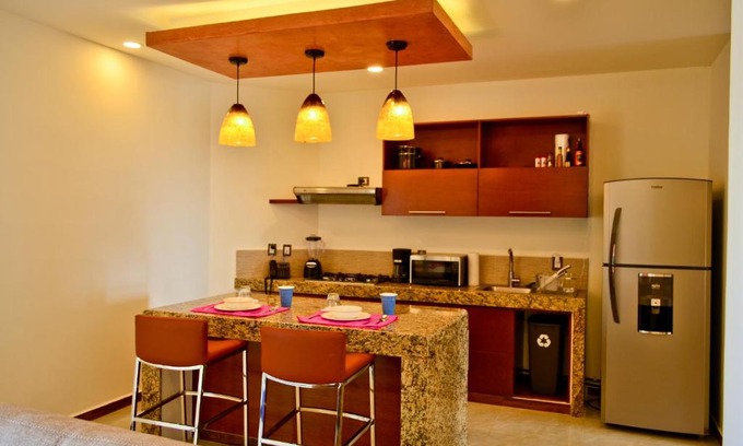 Downtown Cancun Apartment | Condominios Tres Soles