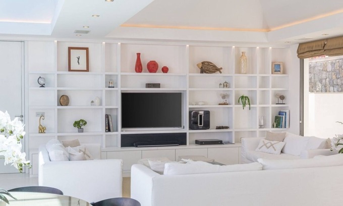 Lurin Villa | Contemporary 3 BDRM Hillside Villa w Pool