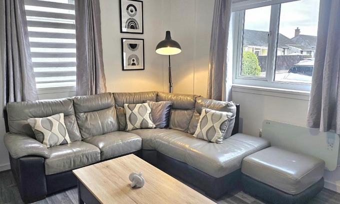 Cromarty Firth House | Contemporary Highland Cottage