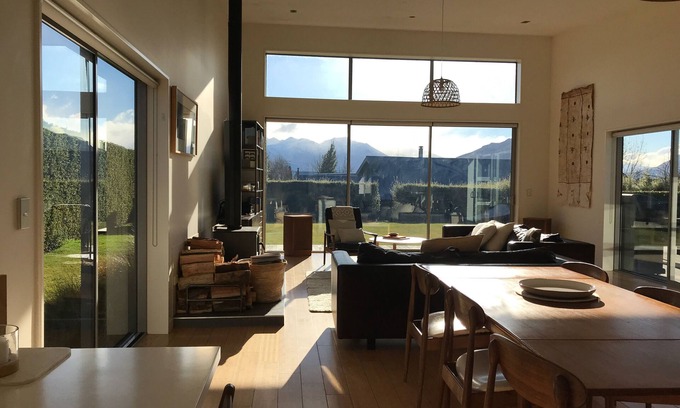 Wanaka House | Contemporary Home on Aspinall
