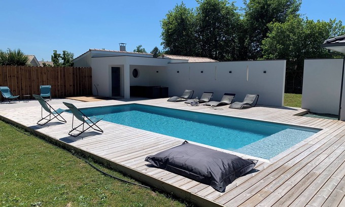 Salaunes Villa | Contemporary villa 4★ with heated pool - between Bordeaux and Lacanau