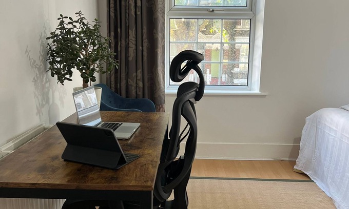 Newham House | 🛠️ Contractor, Professional and Family Accommodationnn✅ Short or long stays