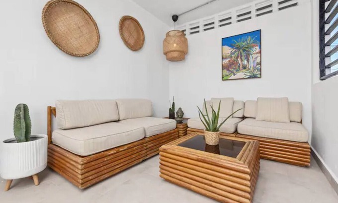 Santurce House | Conveniently Located: 4 Suites Loiza & Beach Walk