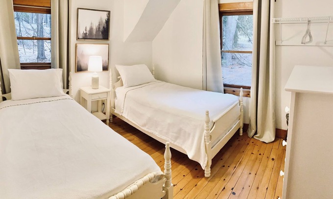 Cooksburg Cabin | Cook Forest/FREE WIFI,Firewood,A/C, Dog Stay