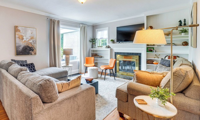 Knoxville House | Cookout Ready: Walkable Home in Bearden Village